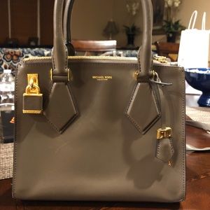 Michale Kors Casey Small Satchel - Elephant Grey